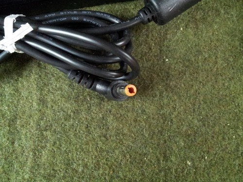 Delta AC-Adapter SADP-135EB B 19V  7.11 Amp