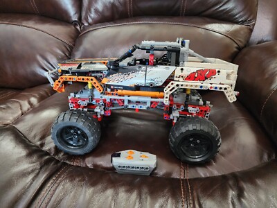 LEGO TECHNIC: 4x4 Crawler (9398)