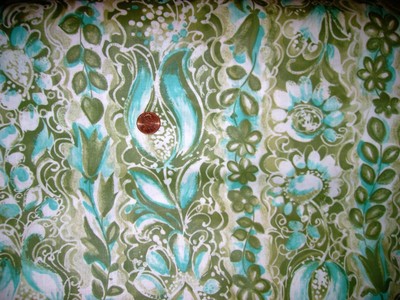 Vntg Polished Cotton Print Fabric Blue Green White BTY 44