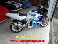 1998 Suzuki GSX-R GSX-R600 R-V Sports Bike PETROL Manual