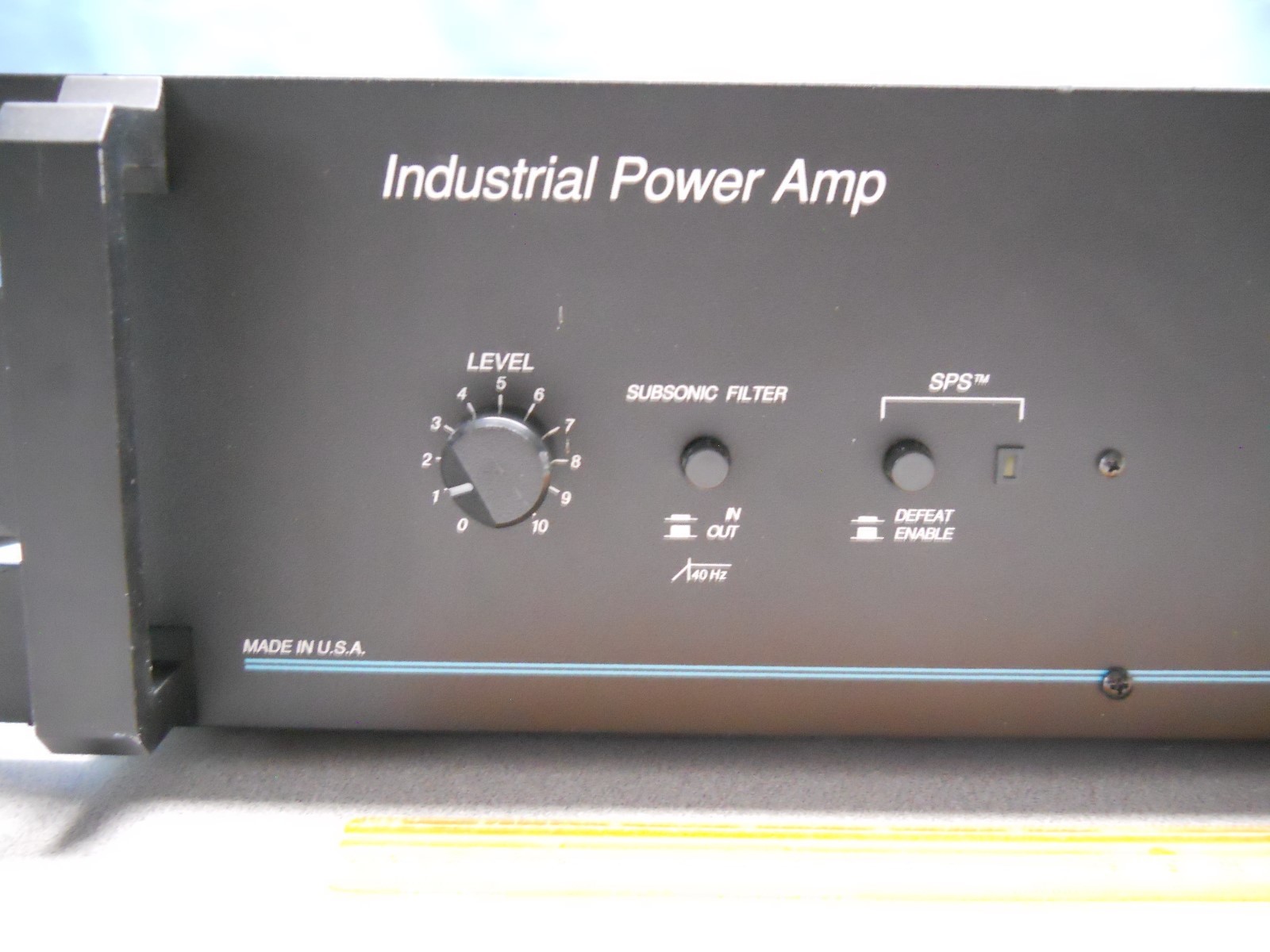 Peavey Architectural Acoustics Industrial Power Amp Model IPA 300T 2 Channel
