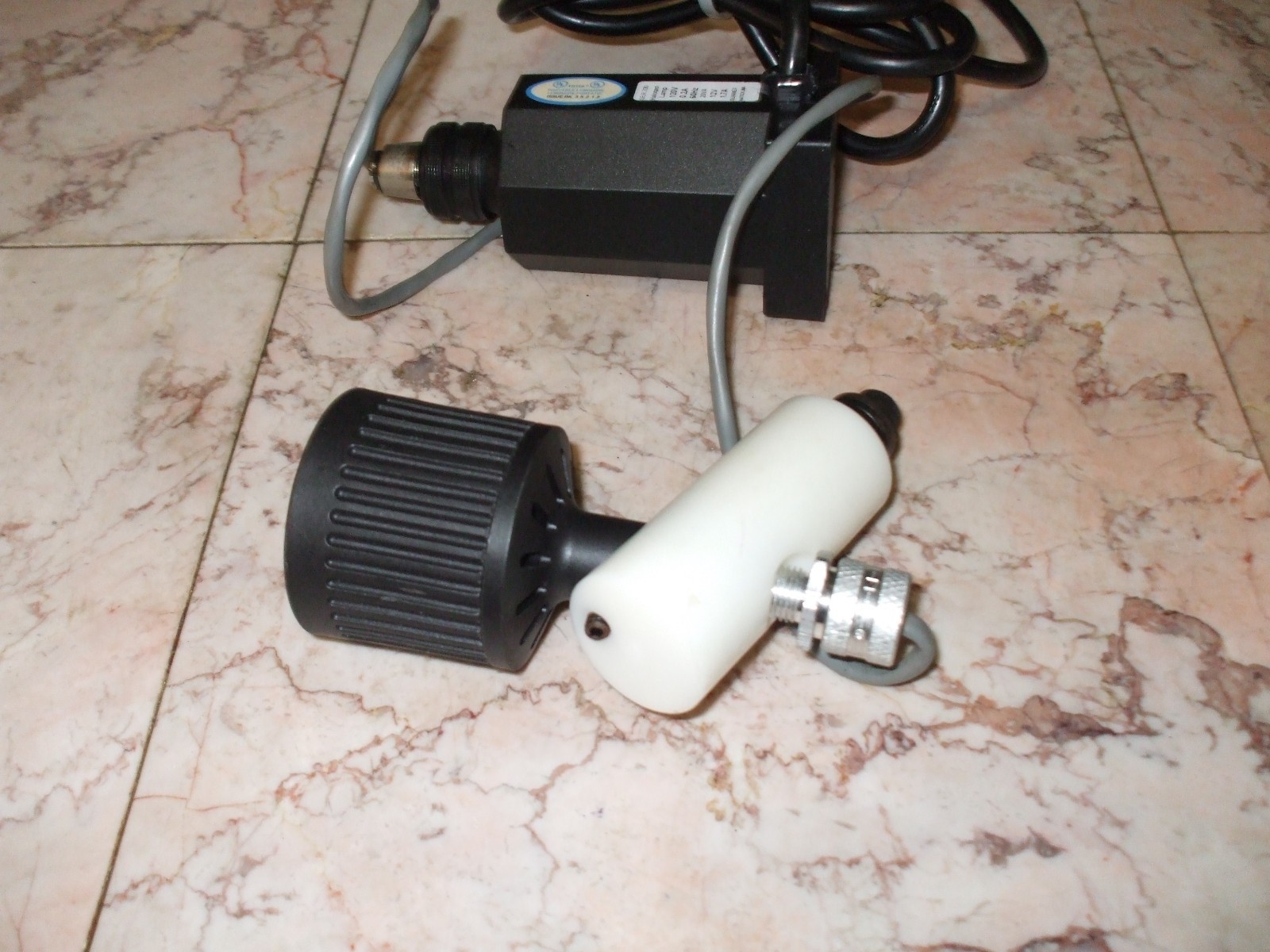 SUNNEX 700 SERIES HALOGEN ANTI-VIBRATION MACHINE TASK LAMP 120V/60Hz 12V/20W