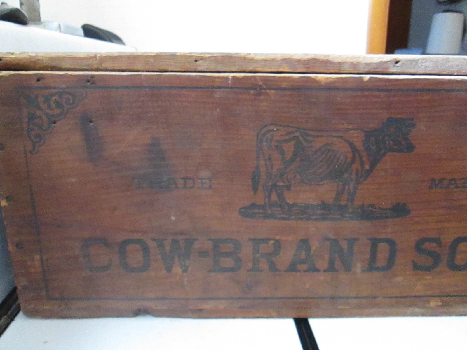 Antique Wooden Box Crate Cow Brand Soda Wood w/ Lid