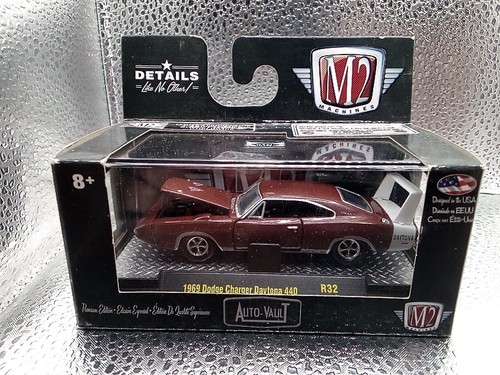 M2 ダッヂ チャージャーディトナ セット M2 1/64 ダッジ チャージャー デイトナ ヘミ 1969 - メルカリ