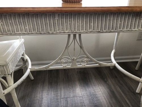 Heywood Wakefield Dinning Table And Chairs