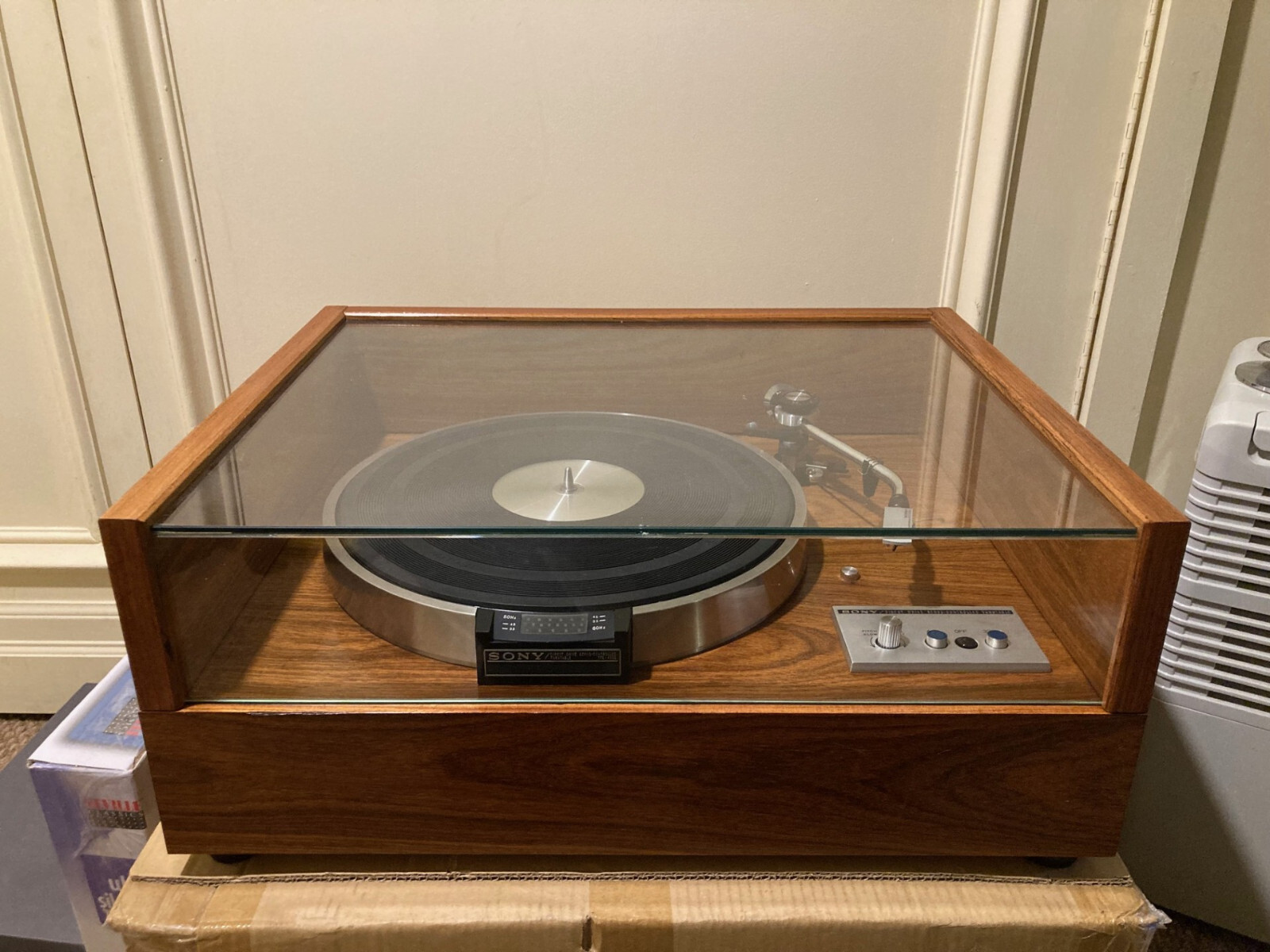 名機 SONY TTS-4000 ターンテーブル ソニー 動作未確認 ジャンク 名機 SONY TTS-4000 ターンテーブル ソニー 動作未確認 ジャンク