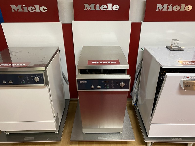 Miele  G7831 Thermodesinfektor 45cm Dental GynÃ¤Kologie Chirurgie Arztpraxis Hno