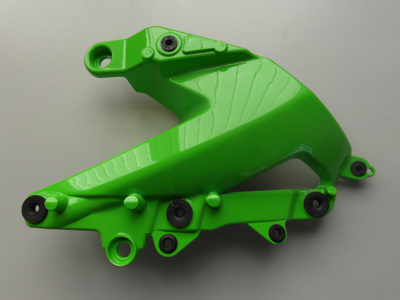 みる　0628 Kawasaki ZX6R Ninja 99-02 Front Upper Fairing Cowl Panel