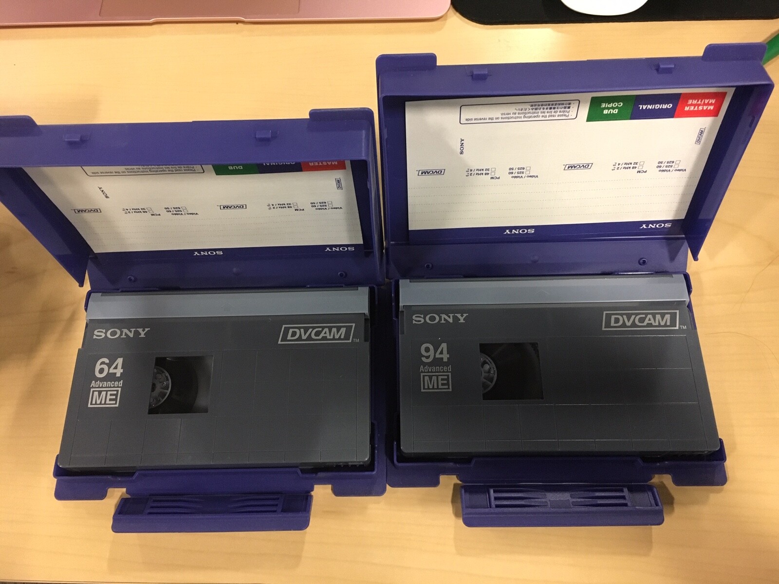 Mix Lot of 10 Sony PDV-64N & PDV-94N DVCAM Tapes