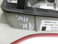 Audi A4 8E B7 04-08 Kombi Rückleuchte Heckleuchte für Klappe Innen Rechts Audi A4 8E B7 04-08 12.07.2006 8E9945094A... Vorschau 7