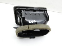 Volvo V70 135 07-13 Luftdusche Luftdüse Links Volvo V70 135 07-13 17.06.2010 30755183 30755177 gebraucht Vorschau 4
