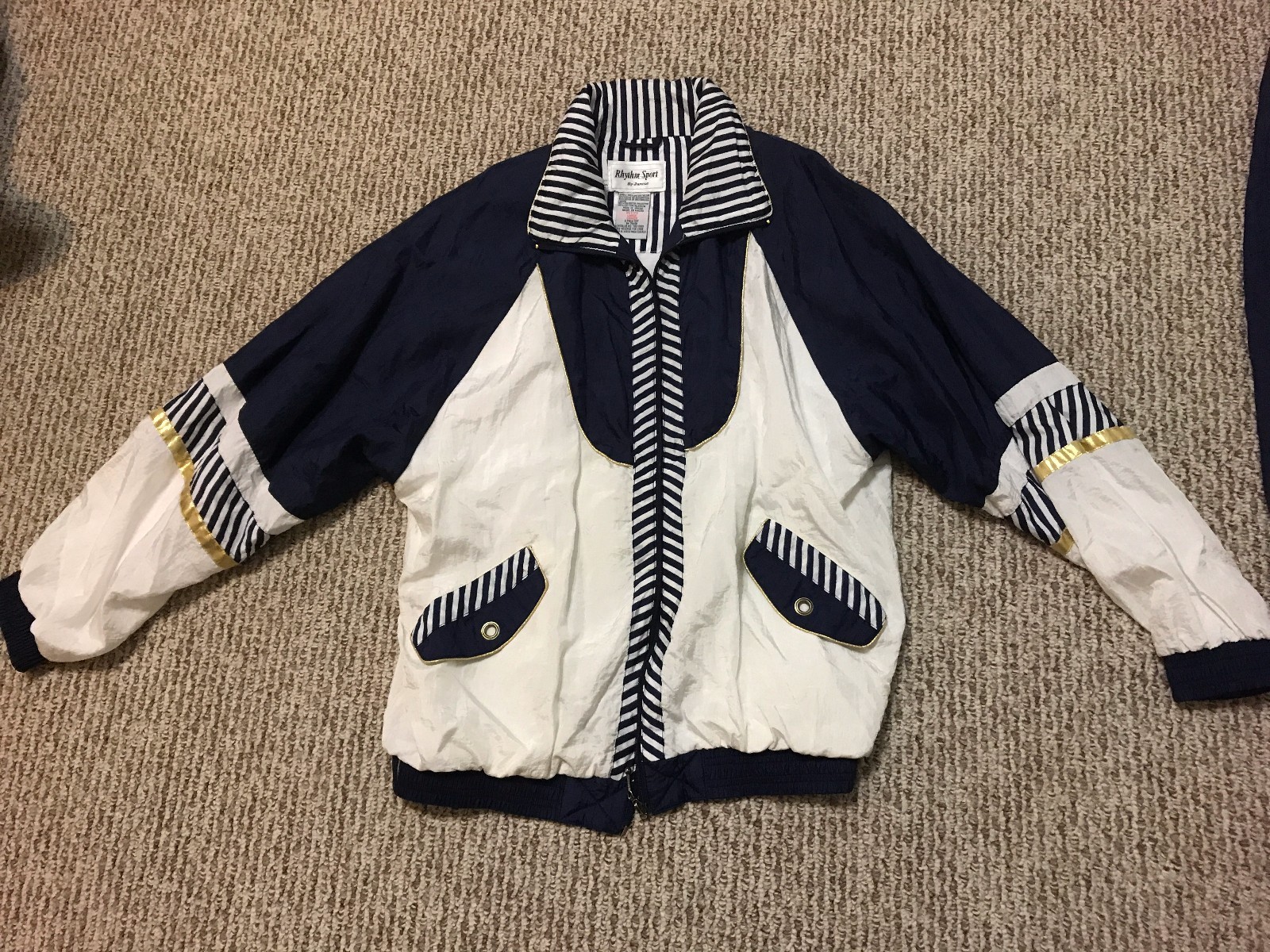 Vintage Rhythm Sport By Janeve  Windbreaker Jacket + PANTS (both size petite L