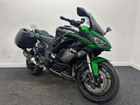 KAWASAKI Z1000SX ** 12 MONTHS MOT -  AKRAPOVIC EXHAUST - CRUISE CONTROL **