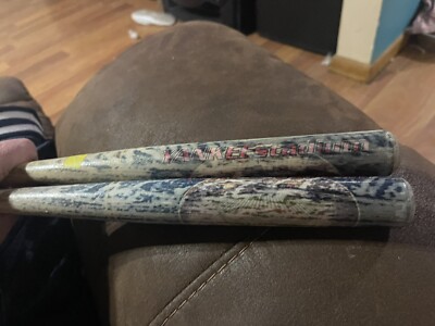 Yankees 2003 Souvenir Mini Bat 18''  Yankee Stadium Vintage Old Stock