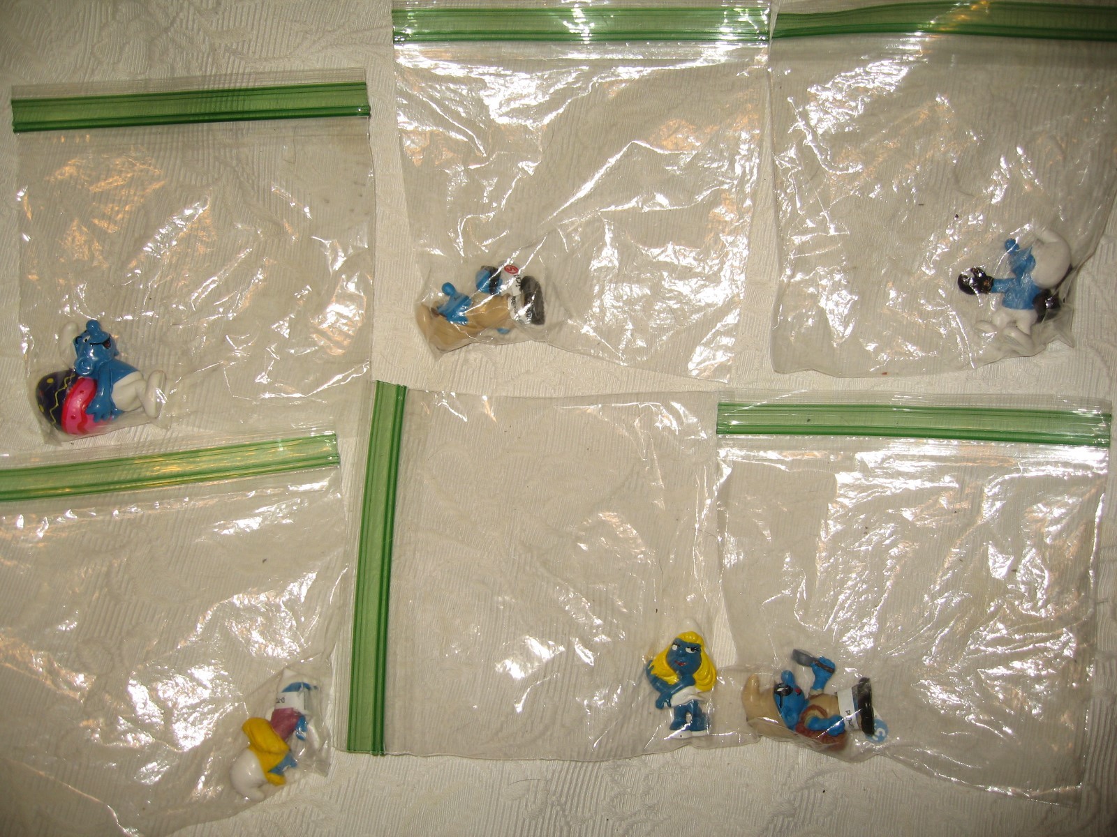 Smurfs - 47 Smurfs and a boat