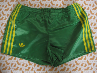 Short adidas vert hot sale