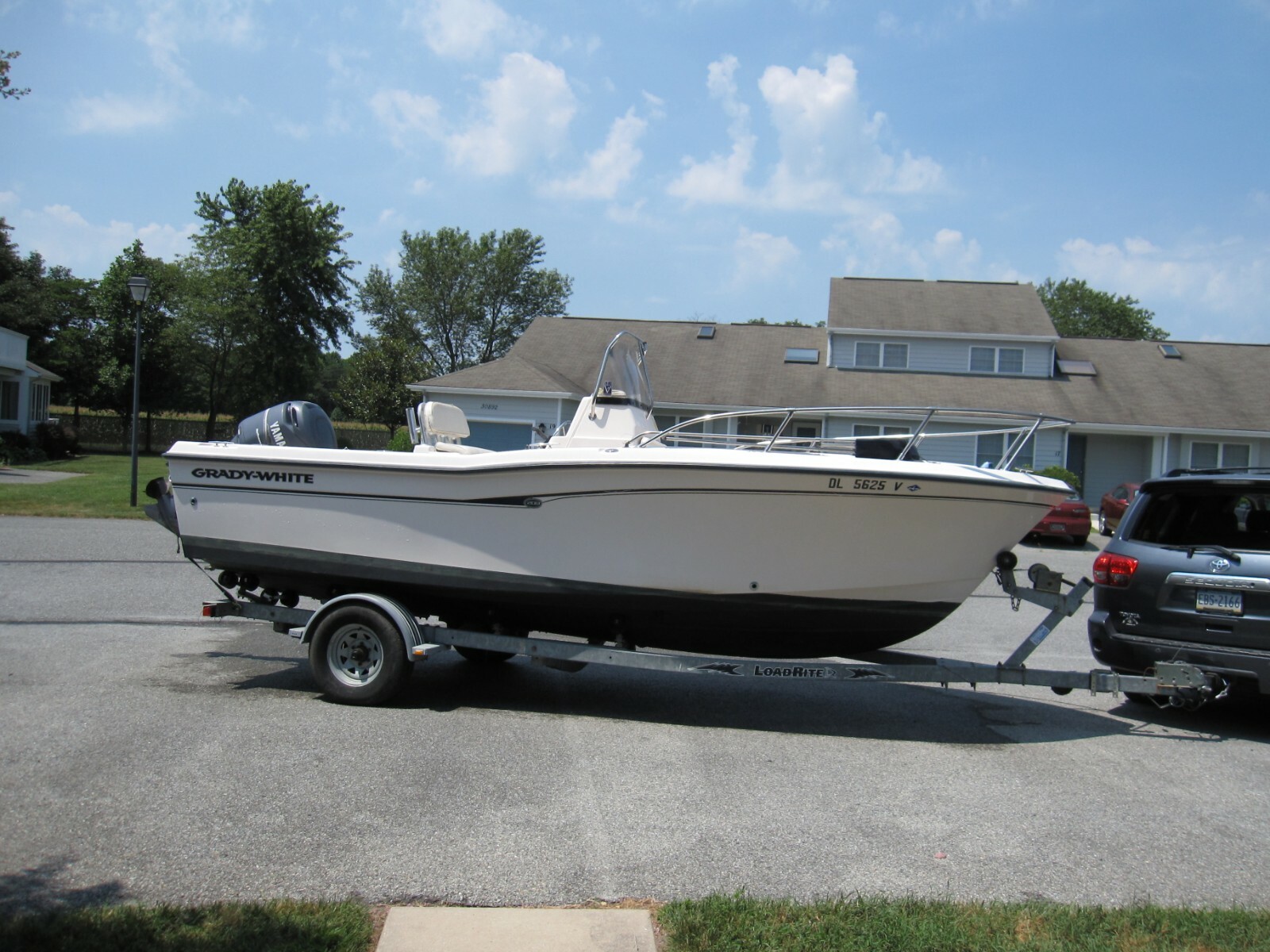 2000 Grady White Escape 209 20'4" Center Console & Trailer - Delaware