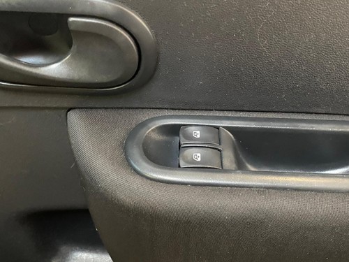 Renault Clio image