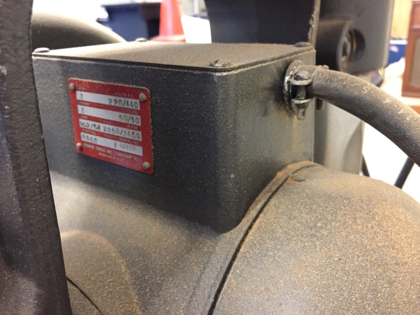 Vintage Working Delta Rockwell Wood Lathe with complete set of chisels and tools