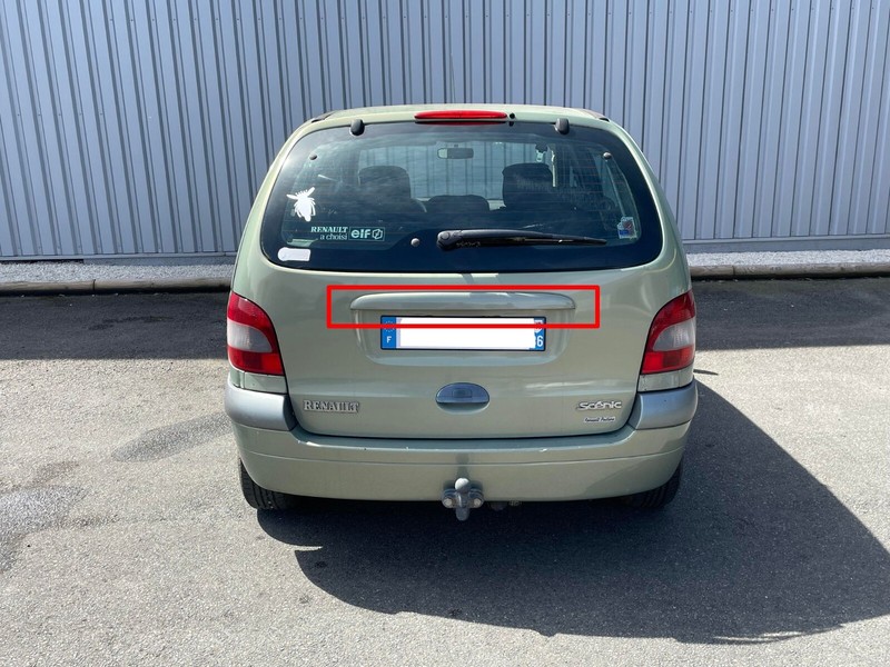 Baguette Coffre Renault Scenic I Ph.2 1.9dci Sportway / 7700428465