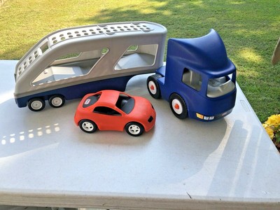 little tikes lorry transporter