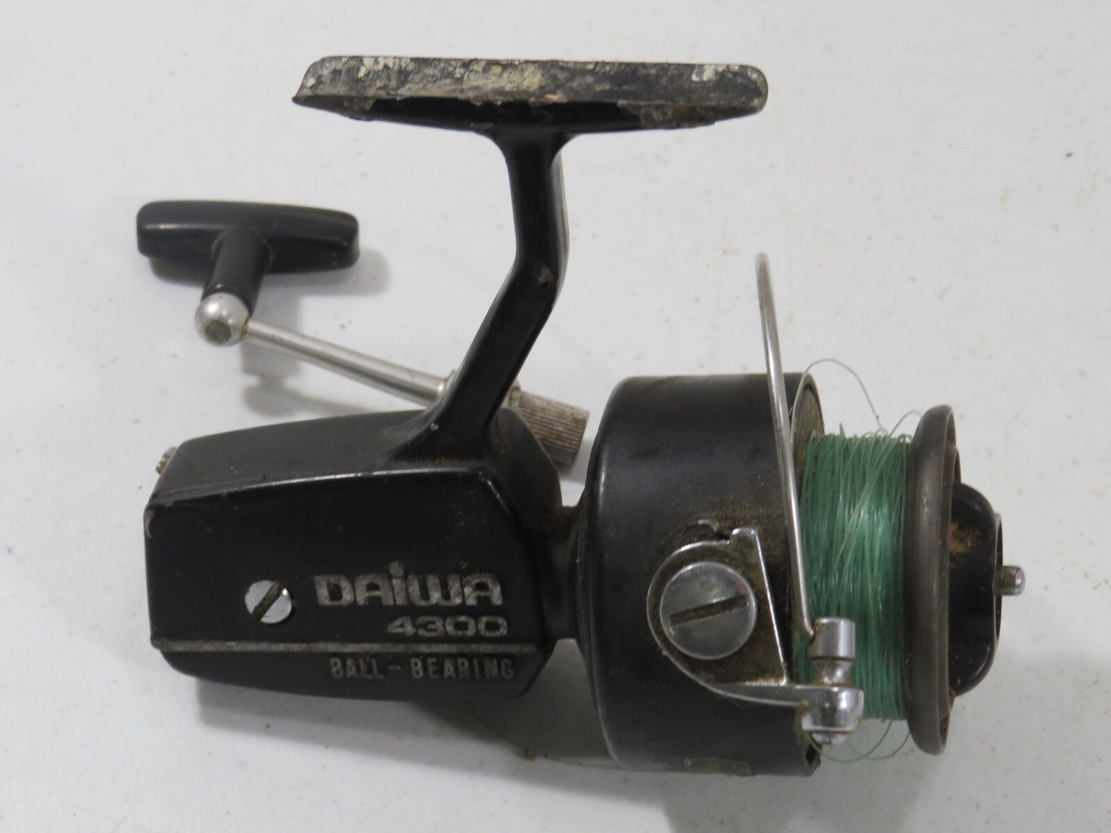 Vintage Daiwa 4300 Ball Bearing Spinning Reel Japan Fishing