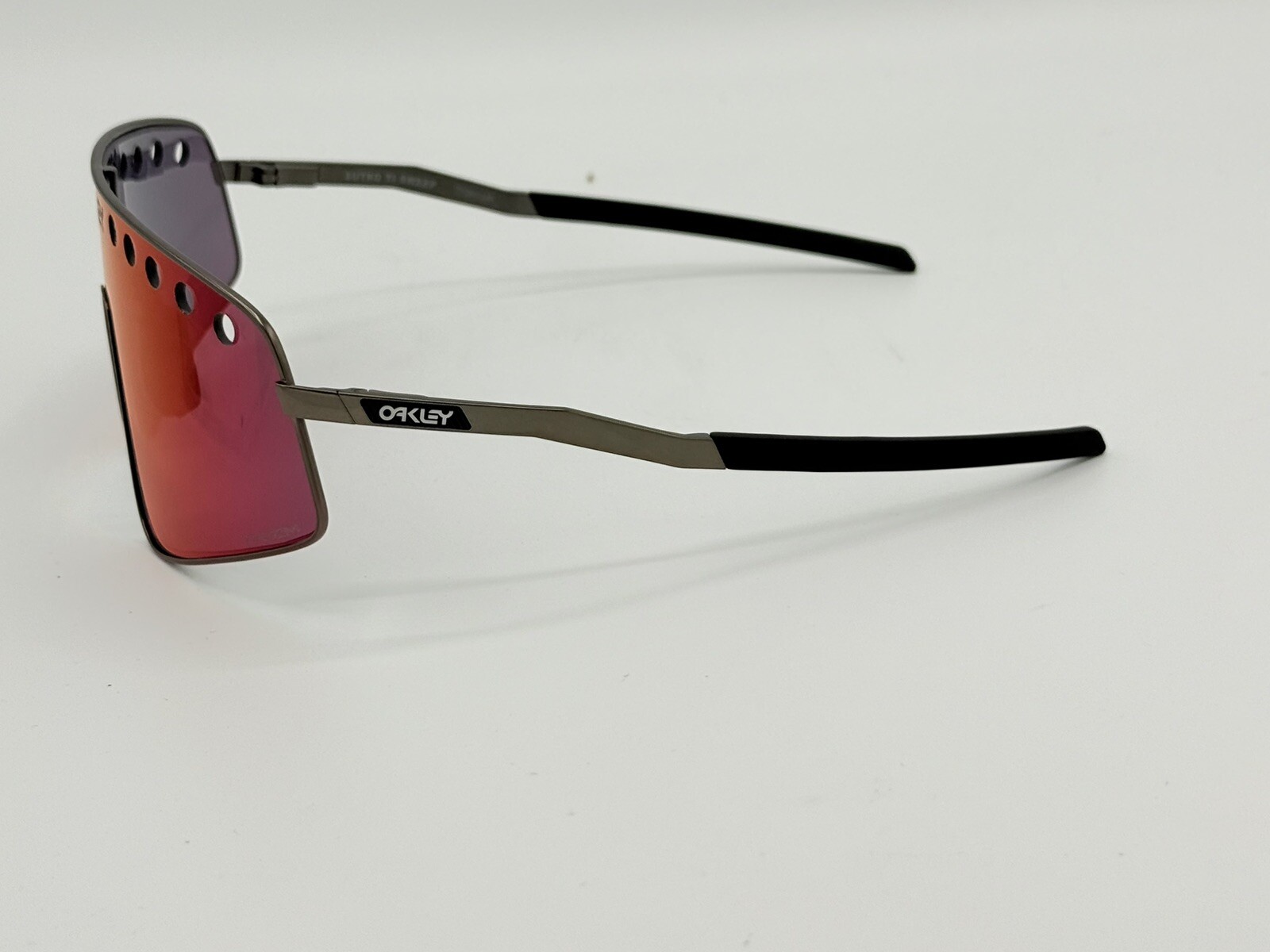 OAKLEY SUTRO TI SWEEP SUNGLASSES TITANIUM METAL GUNMETAL