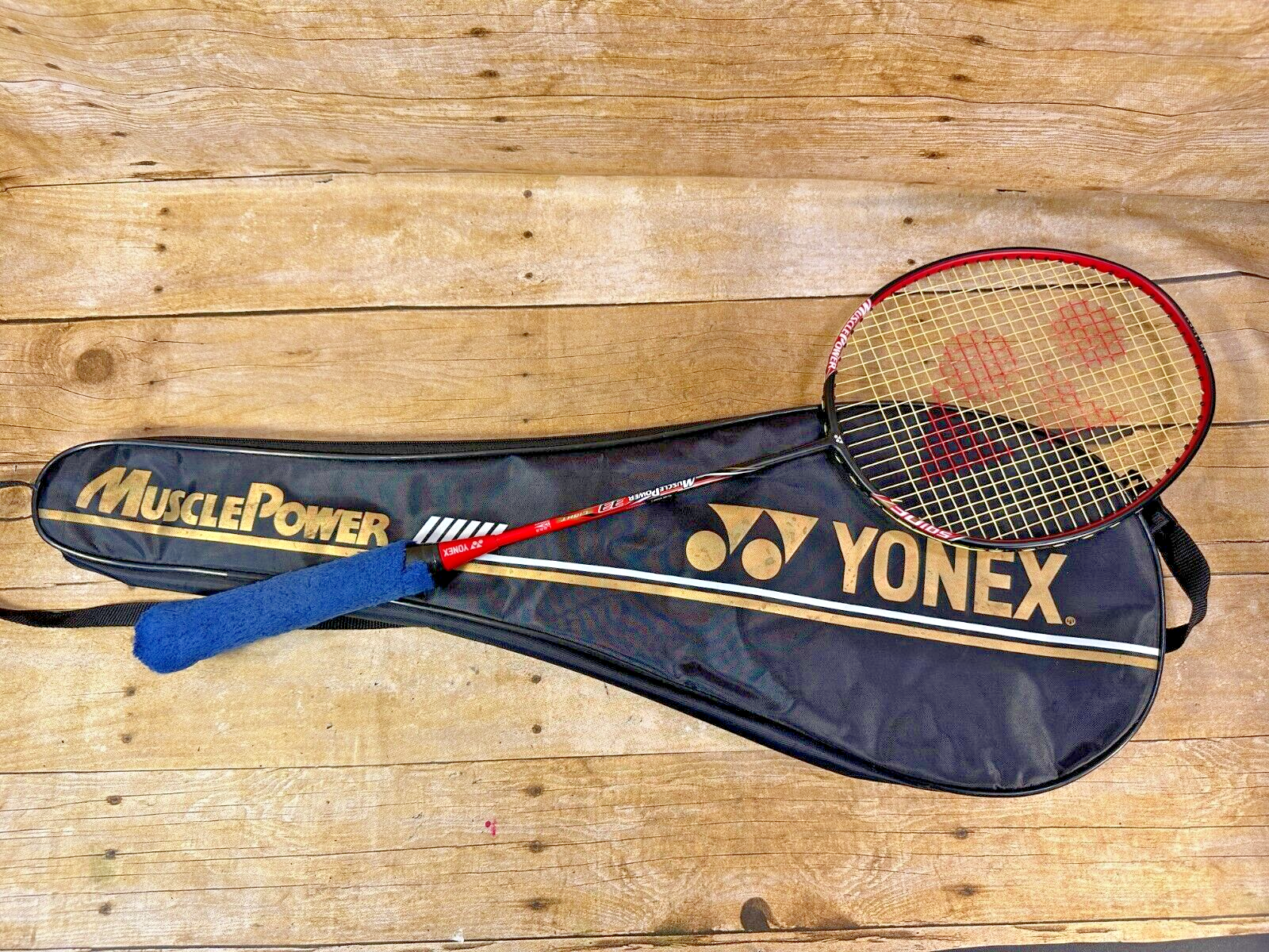 l339FEZ☆YONEX ヨネックス MUSCLE POWER 100 マッスルパワー 100 バドミントンラケット☆中古 Yonex Muscle Power 33 Light Blue Badminton Racket Prestrung - Made in China