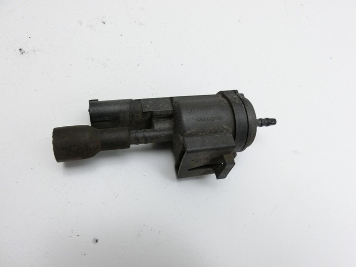 Mercedes W204 S204 C250 07-14 CDI 2,2 150KW Magnetventil Unterdruckventil Umschaltventil Mercedes W204 S204 C250... Vorschau 2