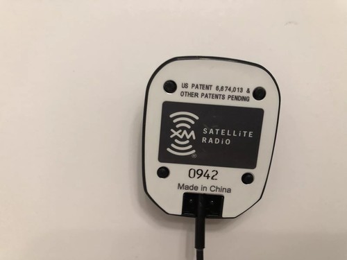 Sirius XM Radio Onyx XDNX1 XM Car Radio Receiver W/Antenna Mount/Car Charger NEW