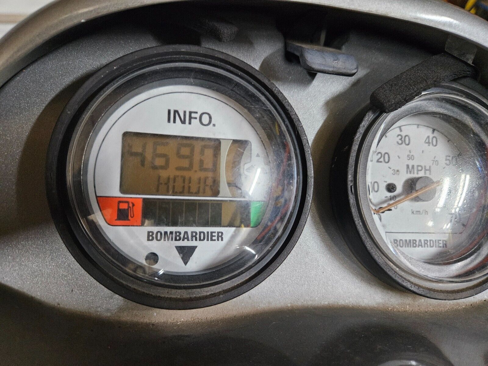 2000-2001 Sea-Doo RX OEM Electronic LCD Info Display Gauge 2000-2001 Sea-Doo RX OEM Electronic LCD Info Display Gauge