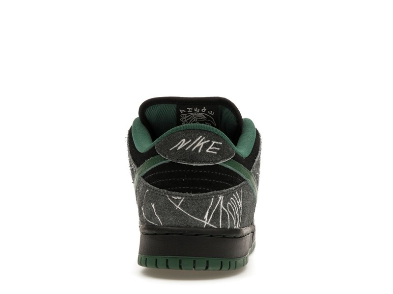 【新品未使用NIKESB】 Anthracite and Gorge Green Nike SB Dunk Low Pro x There 'Anthracite and Gorge Green
