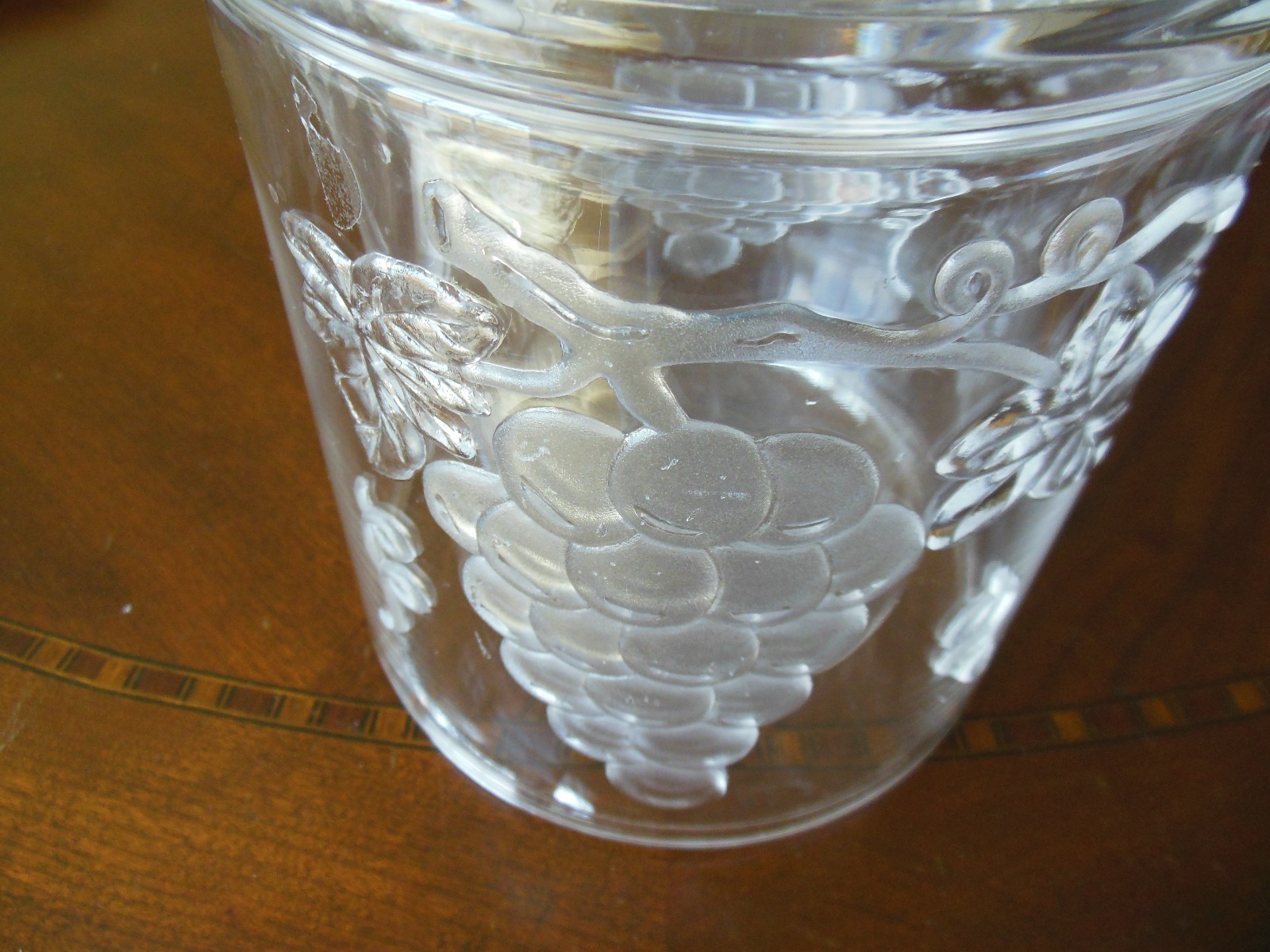 Ice Bucket with Lid and Tongs Grape and Leaf Design Clear Acrylic or Plastic