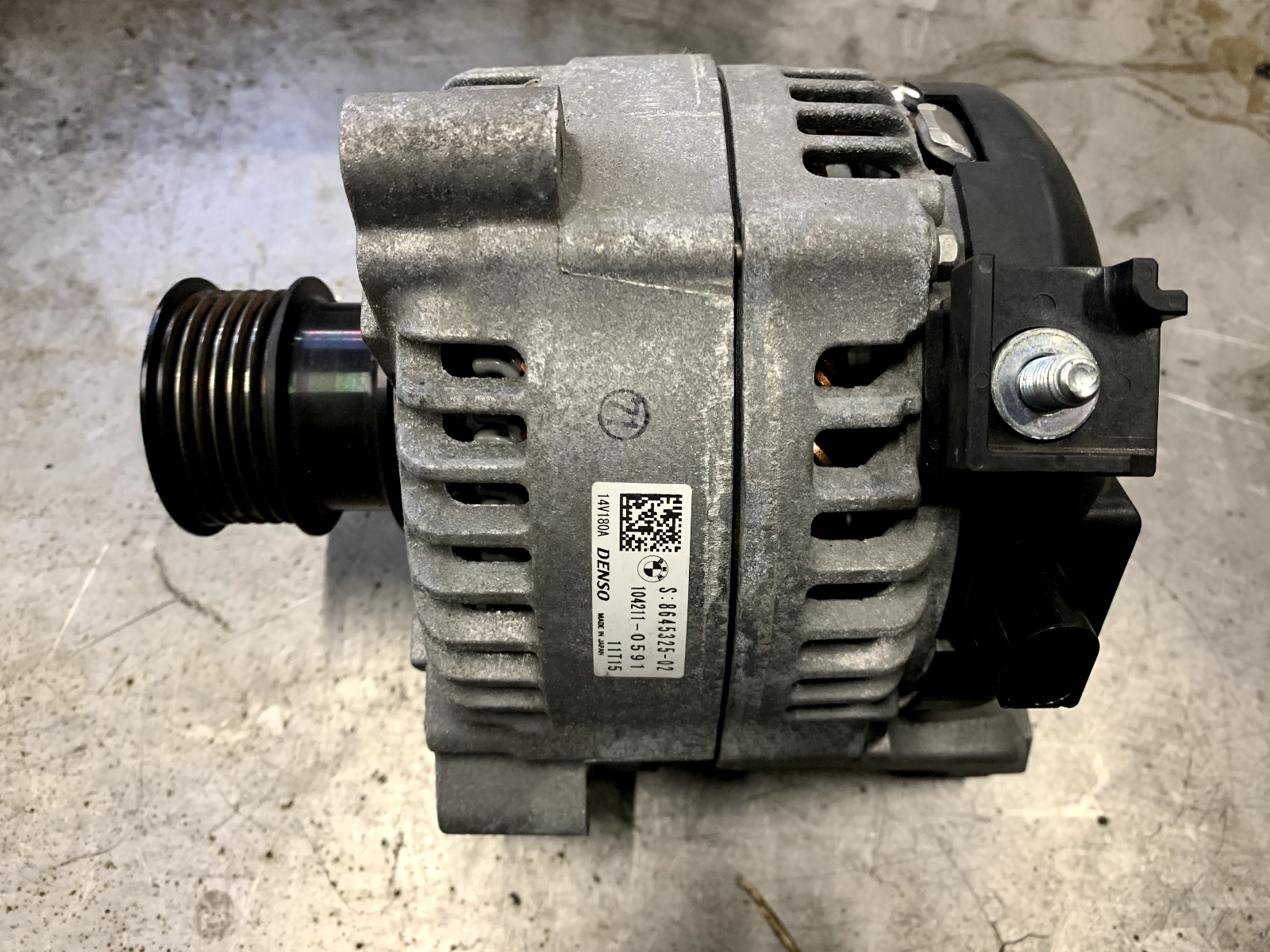 Bmw Denso Alternator Generator 180Ah 8645325 02 104211 0591