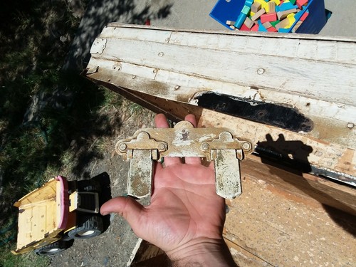 Vintage Wood Barrel-Top Trunk Treasure Chest Victorian Antique Box Old Decor
