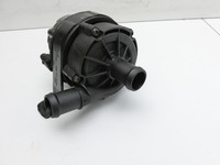 Skoda Octavia VRS III 5E 12-16 TDI 2,0 110KW Umwelzpumpe Heizung Pumpe Skoda Octavia VRS III 5E 12-16 18.12.2014... Vorschau 2