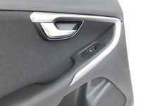Volvo V40 525 12-16 Kombi Türverkleidung Türpappe Links Hinten Volvo V40 525 12-16 01.01.2013 31382431 gebraucht Vorschau 2