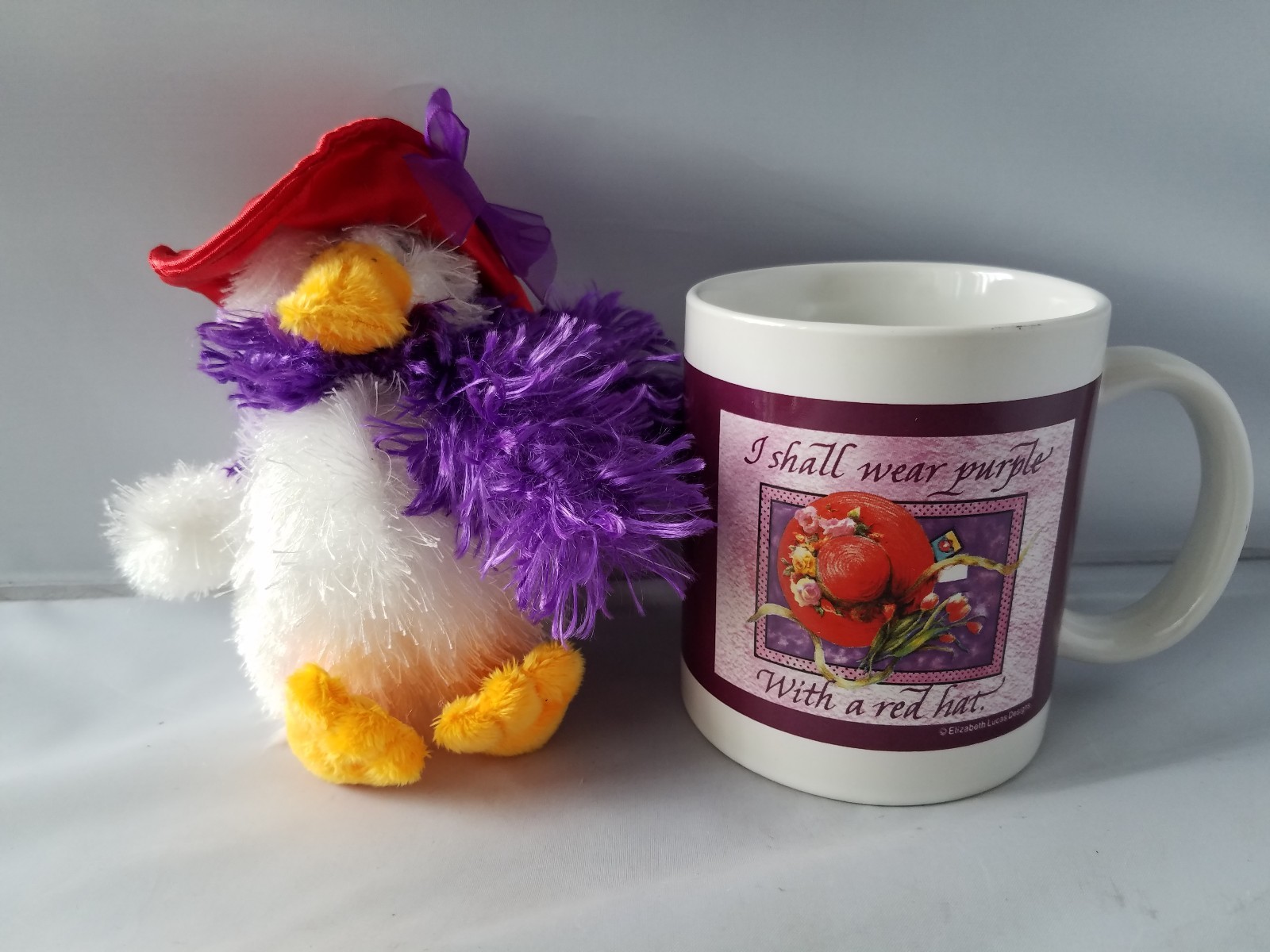 Red Hat Society Ladies Gift Set Books Photo Frame Candle Coffee Mug Plush Toy