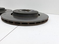 Tesla Model Y LR 20-25 5YJY  EV  378KW Bremsscheiben Hinten Tesla Model Y LR 20-25 5YJY 01.06.2023 gebraucht Vorschau 5