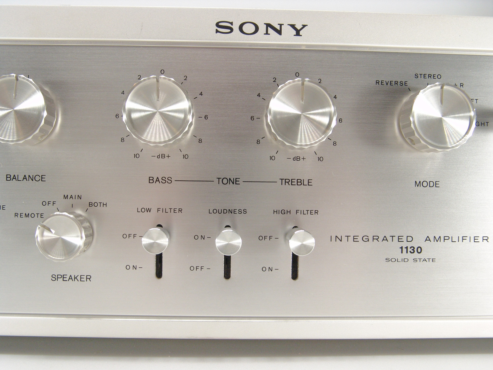 VTG SONY INTEGRATED STEREO AMPLIFIER TA-1130 MADE IN JAPAN SOLID STATE