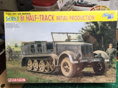 Dragon Sd.Kfz 8T Half-Track Initial Production 1:35 Scale 089195864666