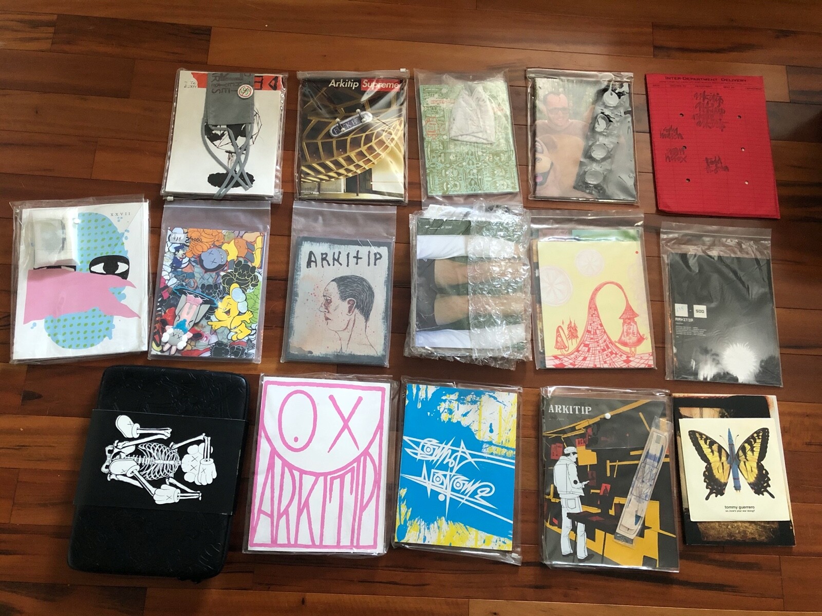 超希少】Arkitip Magazine × Supreme