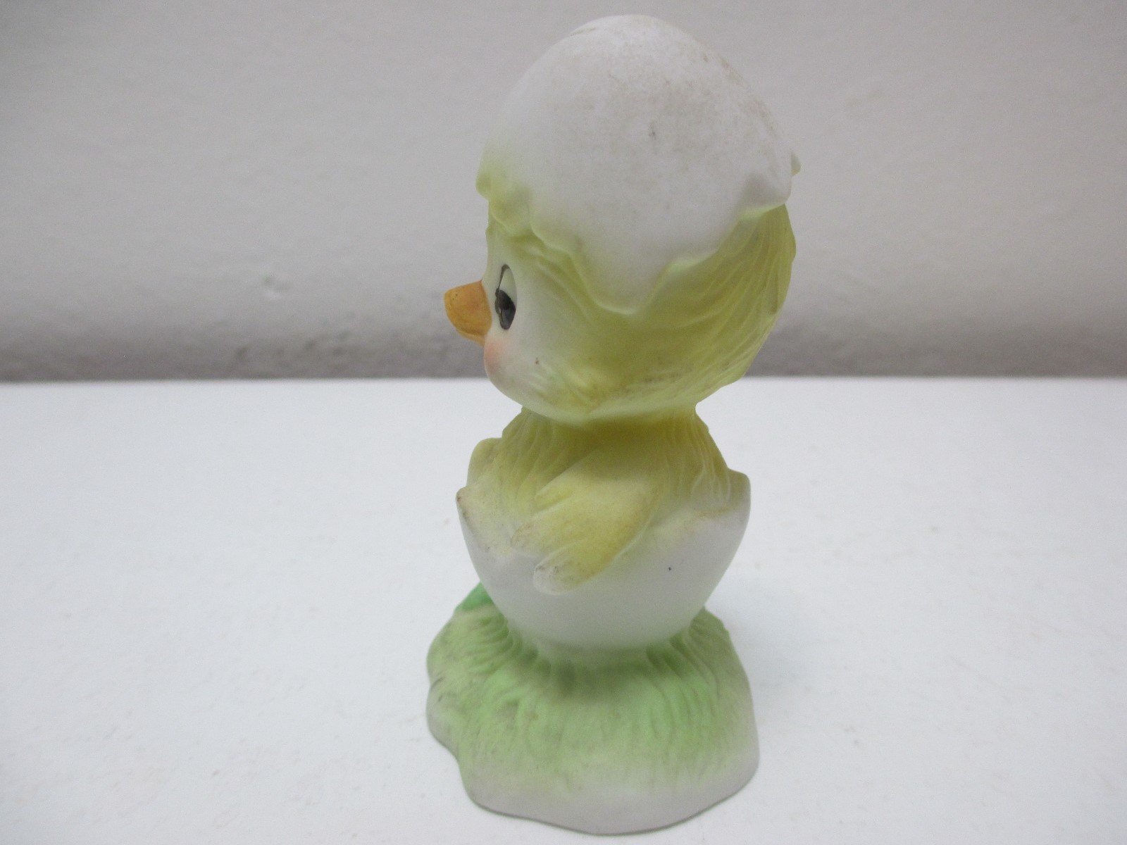 Easter Decor - Vintage Lefton Figurine Baby Chick in Egg Shell 3