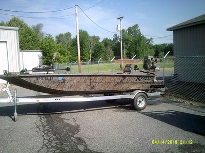 Xpress Aluminum Welded Boat XTS 18 Like New 27 Hours