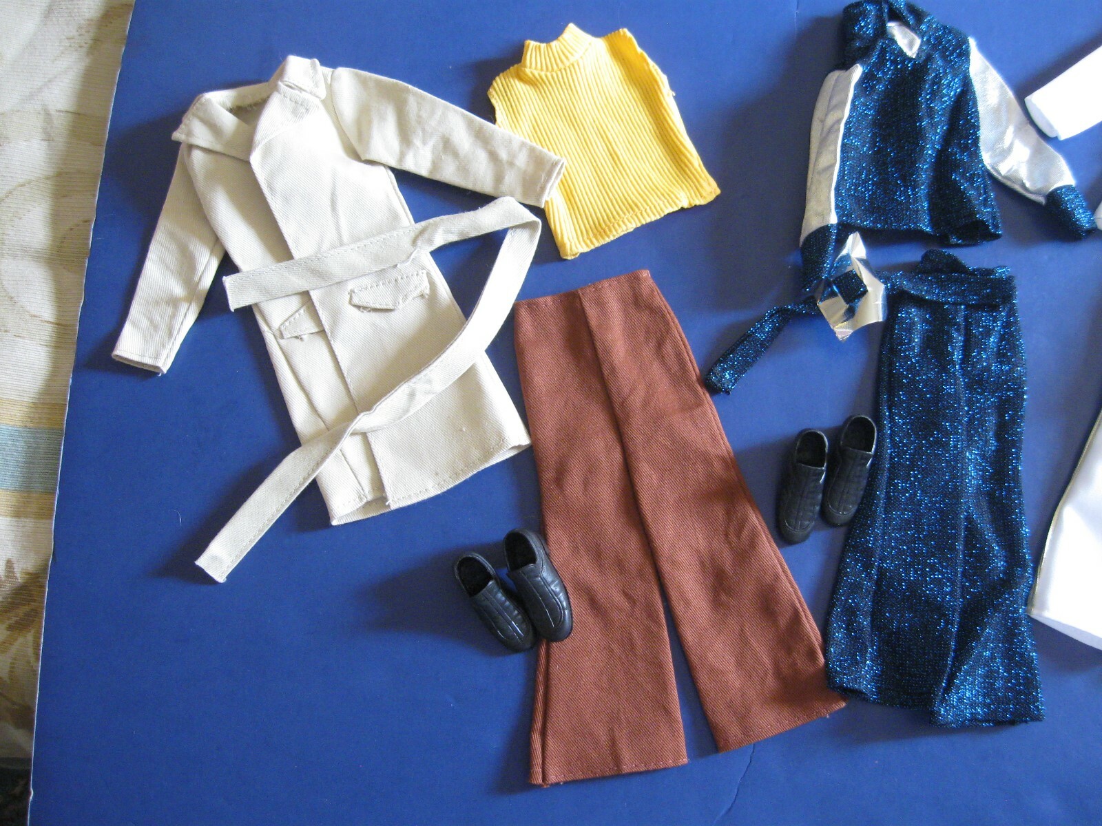 VINTAGE MEGO SONNY CLOTHES SHOES LOT