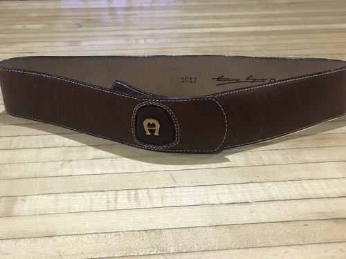 Vintage Etienne Aigner Women's Leather belt Adjustable Brass A Size 28