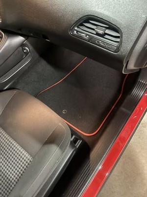 Foto dell'oggetto di un acquirente verificato