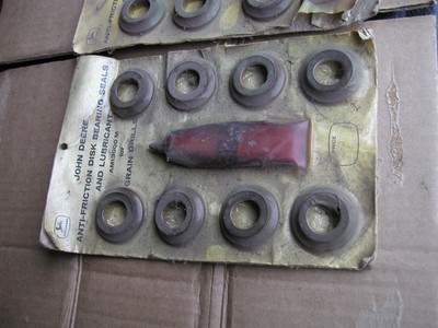 (3) John Deere NOS Old Stock Disk Bearing Seals & lubricant for grain drills