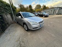 2007 Ford Focus 1.6 Ghia 5dr HATCHBACK Petrol Manual