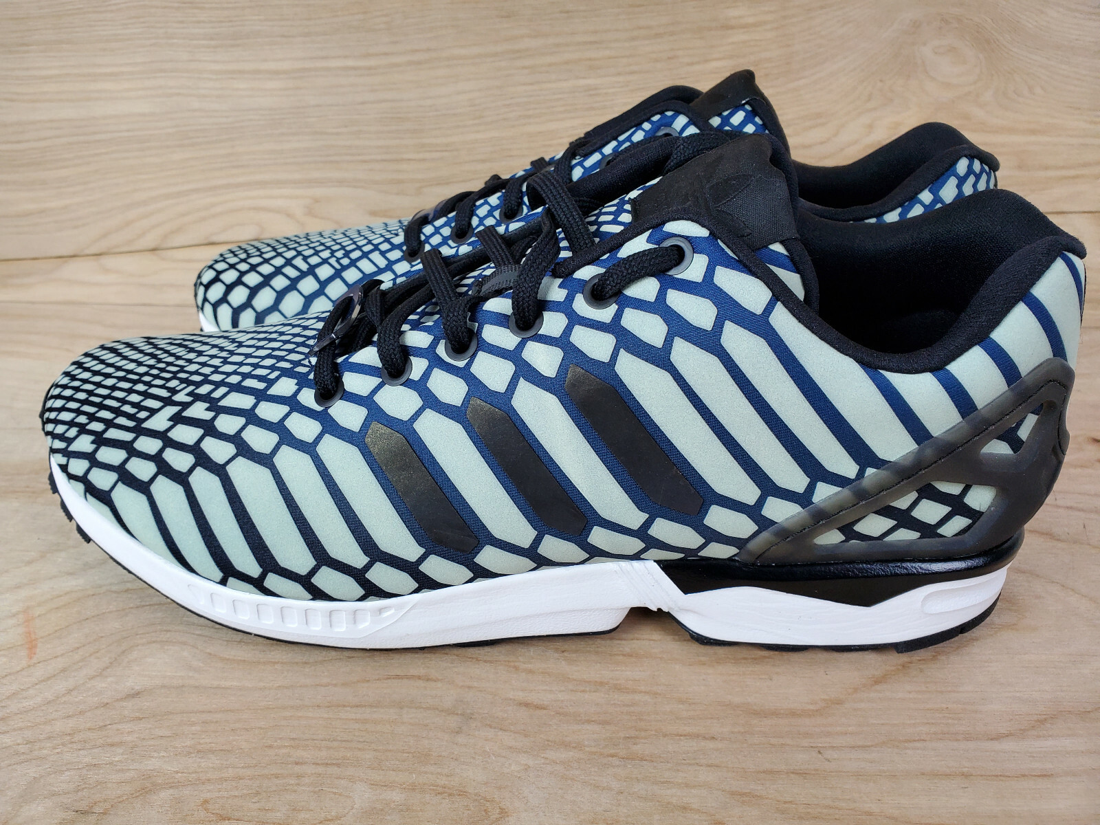 Adidas Mens Size 10 Road Running Shoes Zx Flux Xeno Reflective Glow Aq4533 For Sale Online Ebay